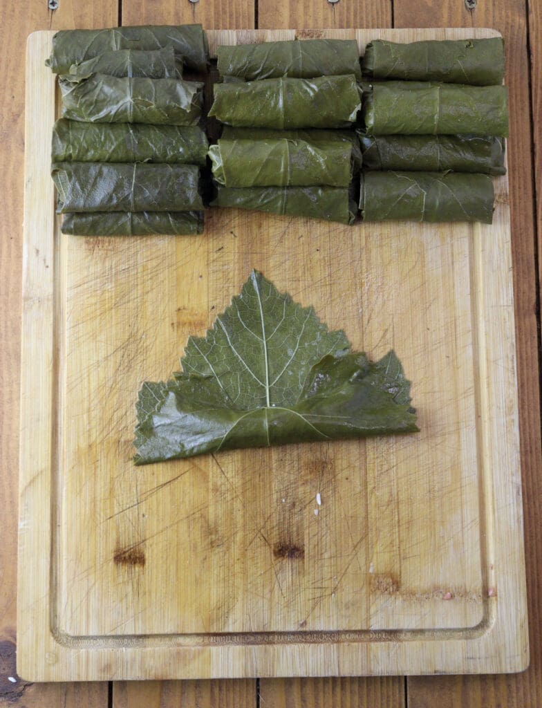 Second image of how to stuff grape vine leaves